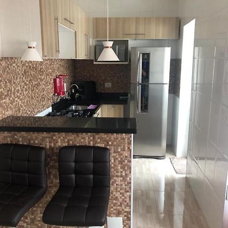 Apartamento Proximo A Praia Da Enseada Guarujá Exteriör bild